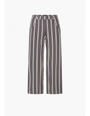 LAURIE Donna Loose Crop 28364