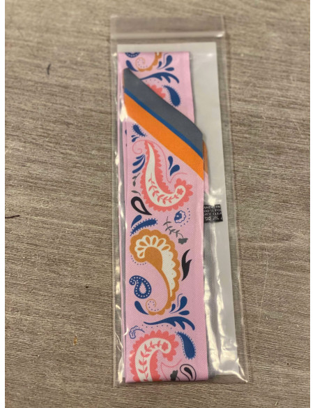 COLLECTION Skjerf Veskepynt Peisley 9026