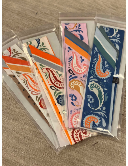 COLLECTION Skjerf Veskepynt Peisley 9026