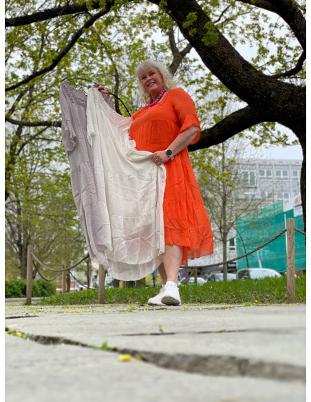 BIBBA Silkekjole Firekantet hals PB2363