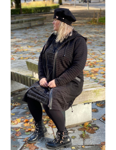 Pyntenål Med Blomst