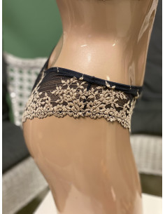 WACOAL Embrace Lace Tanga WA848191076 2